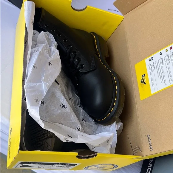 Dr. Martens Black Boots with Yellow Stitching Industrial Full grain (Steel Cap )